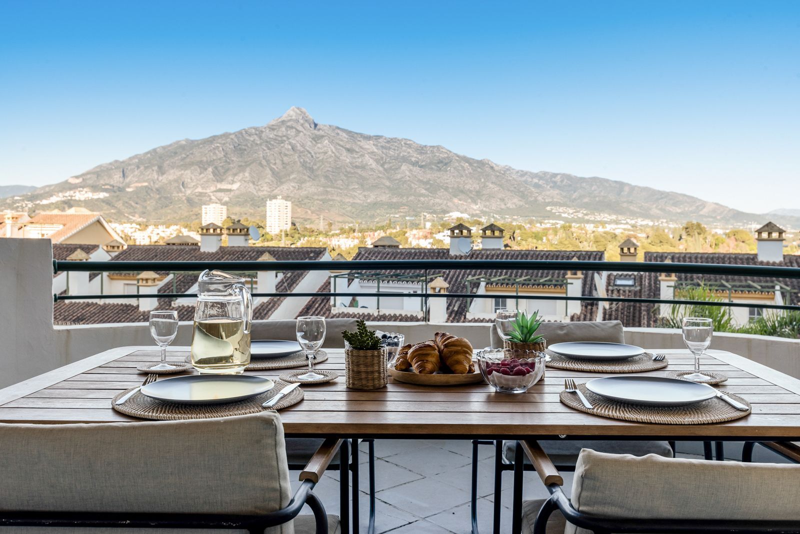 2-bedroom Duplex in Nueva Andalucia