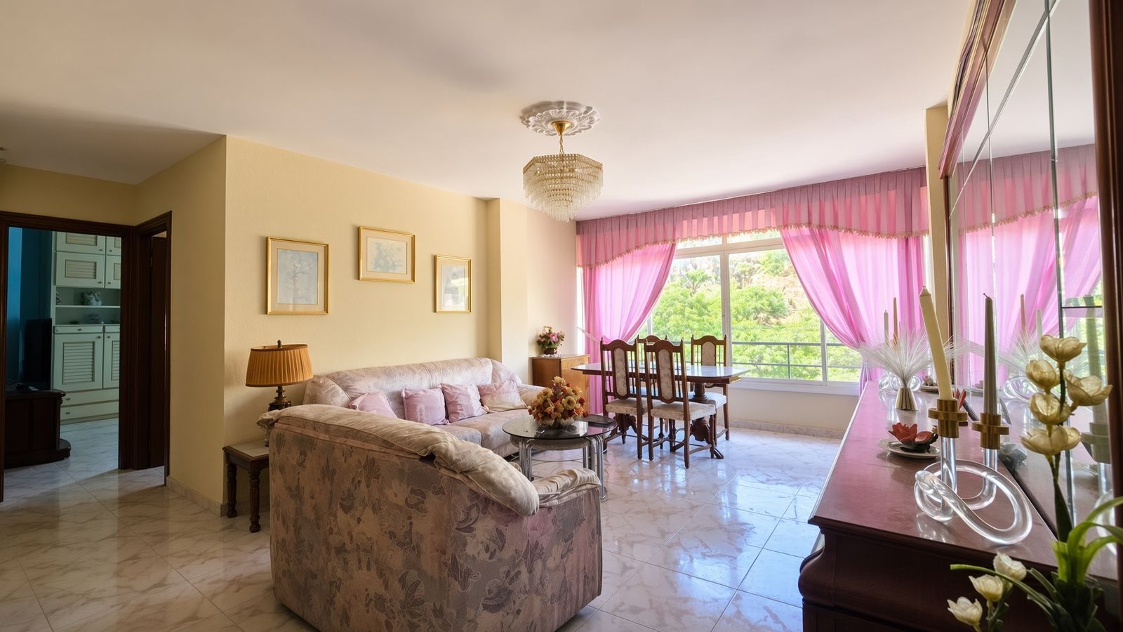 3-bedroom Apartment in Marbella