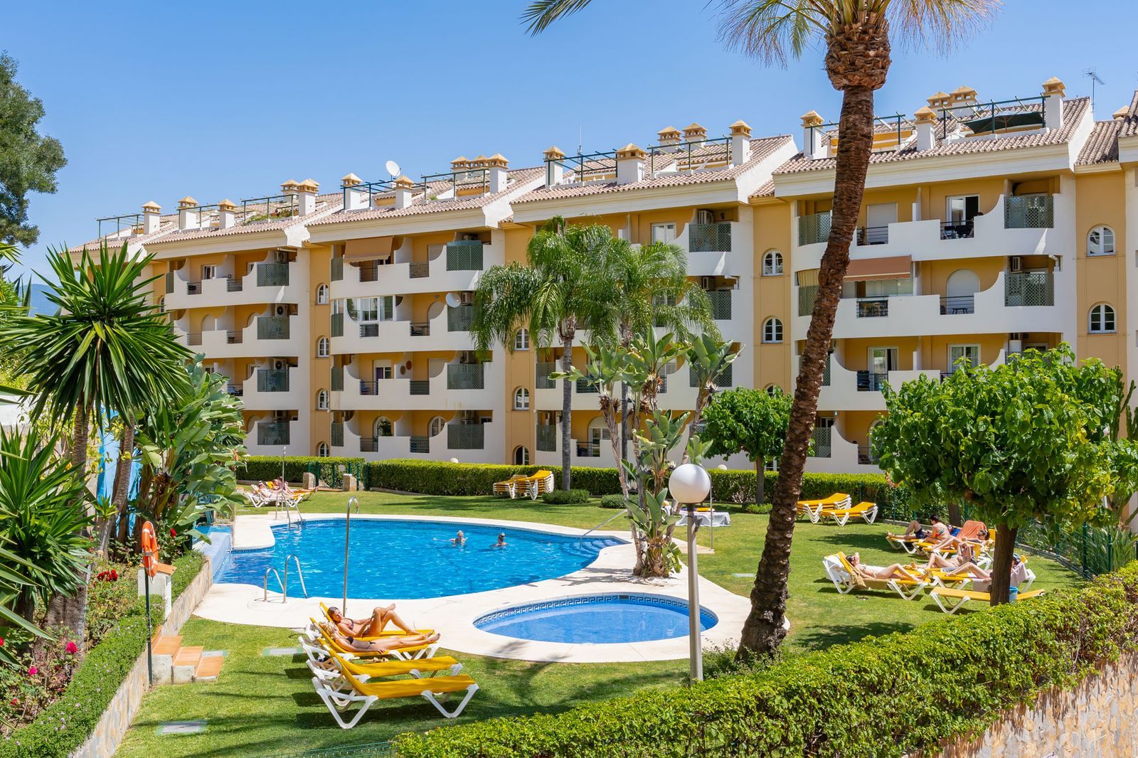 2-bedroom Penthouse Duplex in Nueva Andalucia