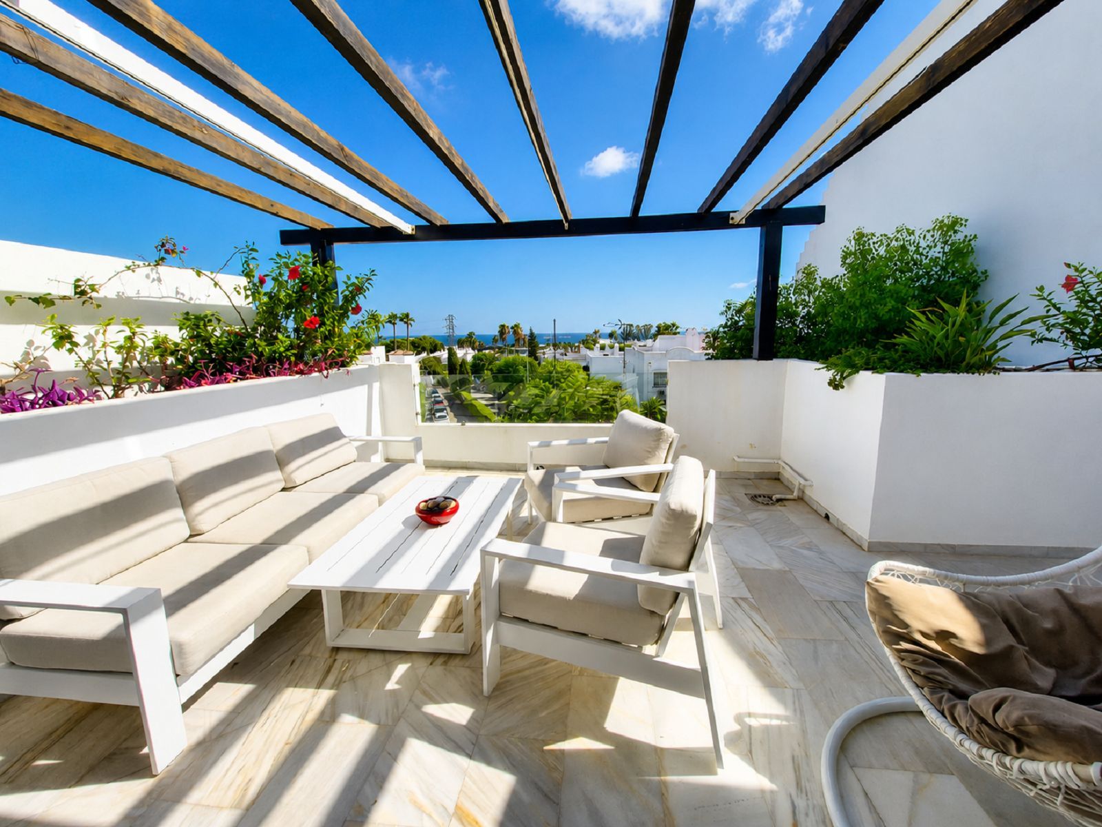 2-bedroom Apartment in Bel Air
