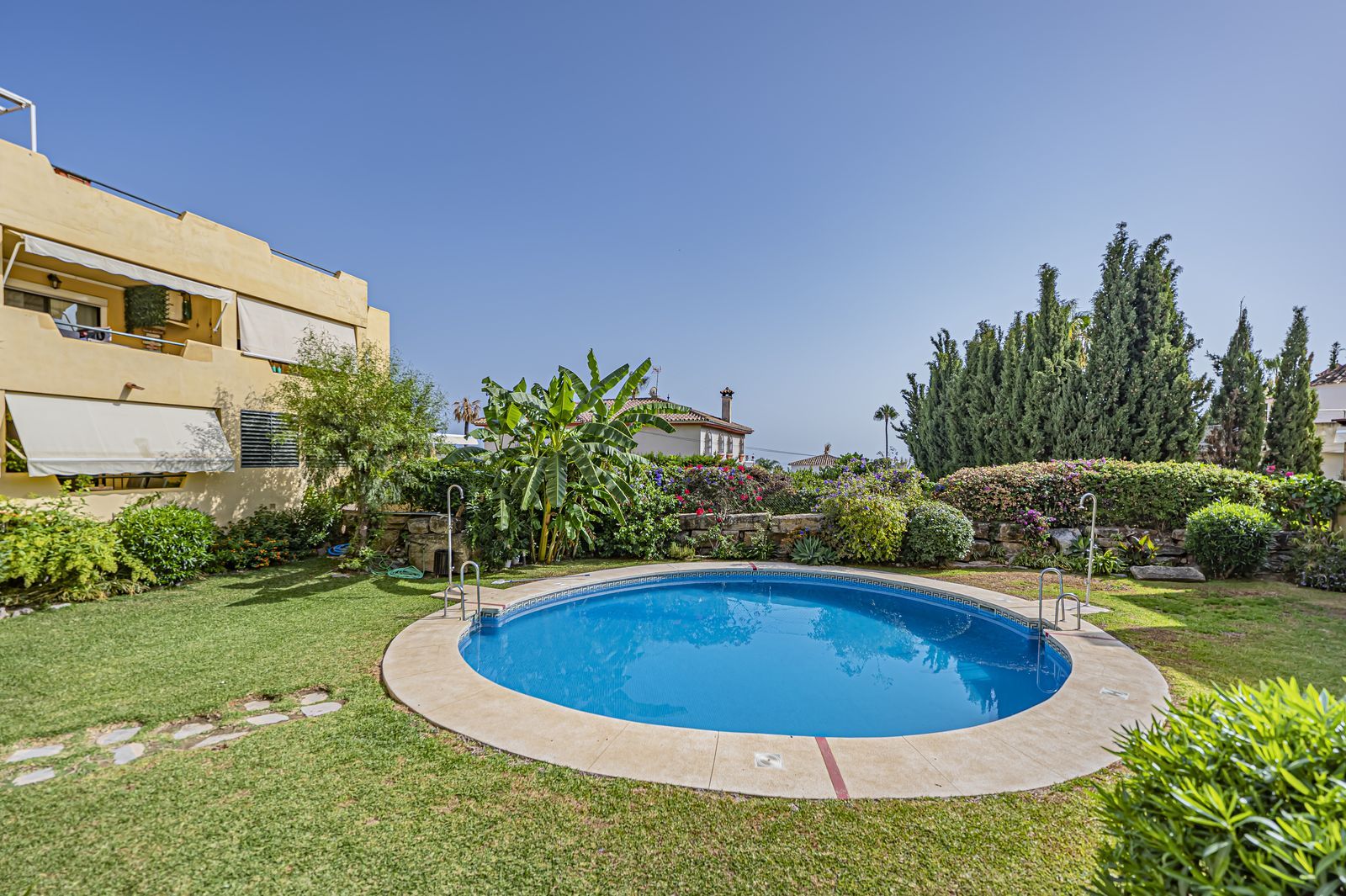 2-bedroom Ground Floor Apartment in Marbella