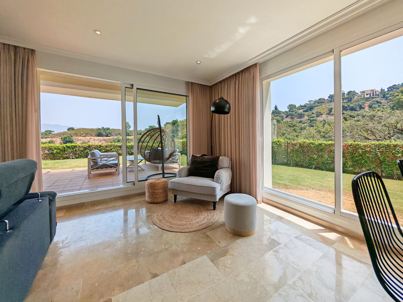 2-bedroom Ground Floor Apartment in La Mairena