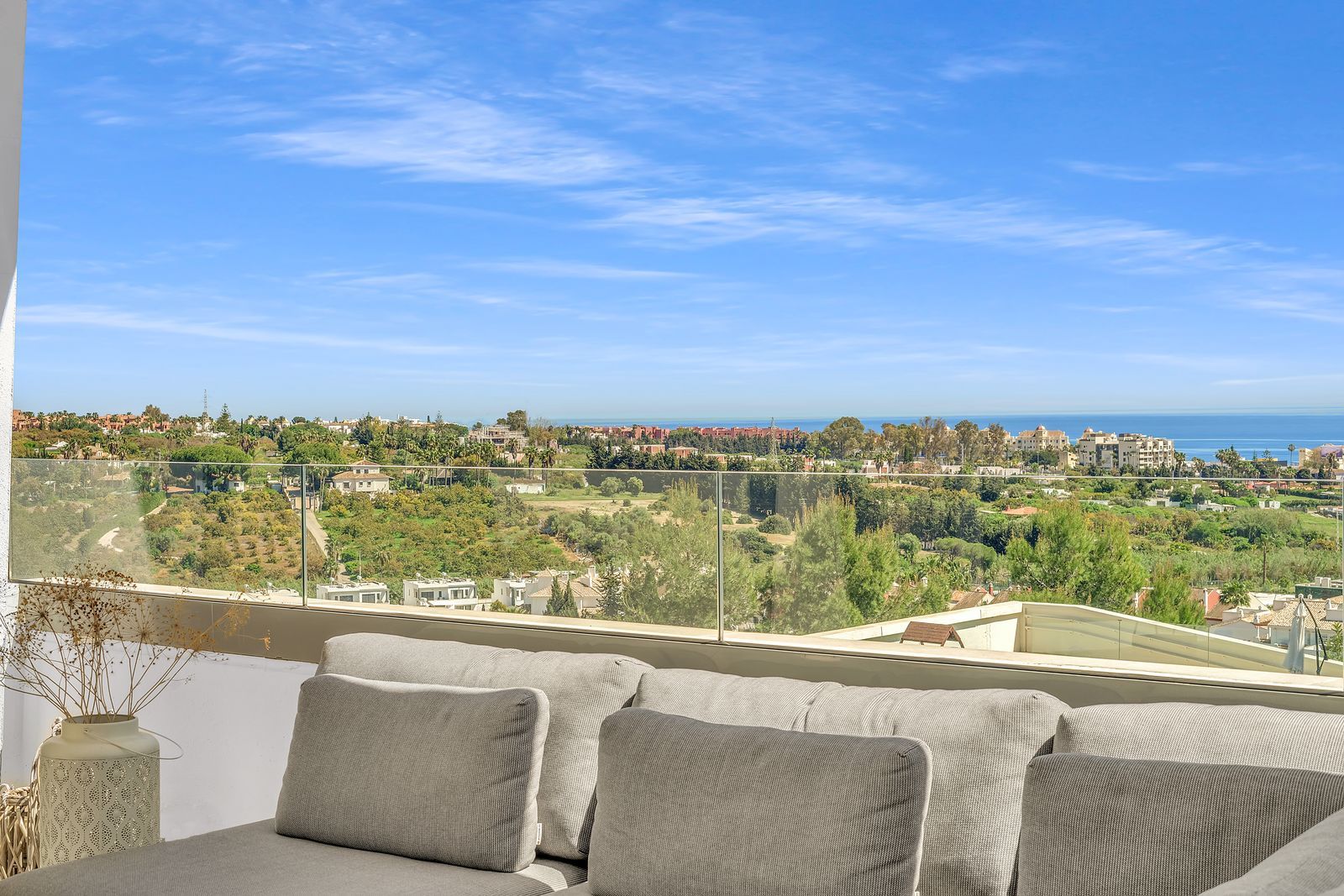 2-bedroom Penthouse in Estepona